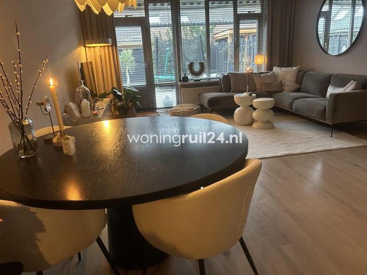 Woningruil - Hazenveld 64 - 4 kamers en Utrecht, Huizen en Kamers, Woningruil, Utrecht