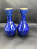 Vaas (2) - Mozaïek op koper - Paar lapis lazuli vazen
