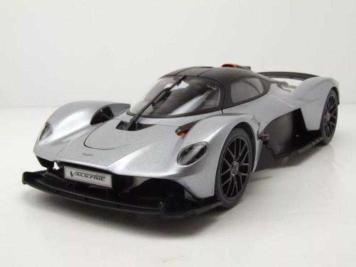 Maisto 1:18 - Modelauto - Aston Martin Valkyrie, Hobby en Vrije tijd, Modelauto's | 1:5 tot 1:12