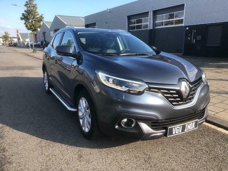 Renault Kadjar sidebars 60 mm met rvs trede / ACTIE, Auto diversen, Auto-accessoires, Nieuw, Ophalen of Verzenden