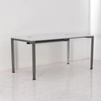 Ahrend 700 bureau, lichtgrijs,, Huis en Inrichting, Bureaus, Ophalen of Verzenden, Nieuw