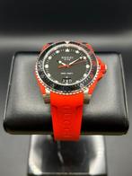 Gucci - Dive - Zonder Minimumprijs - YA136309 - Heren -, Sieraden, Tassen en Uiterlijk, Horloges | Heren, Nieuw