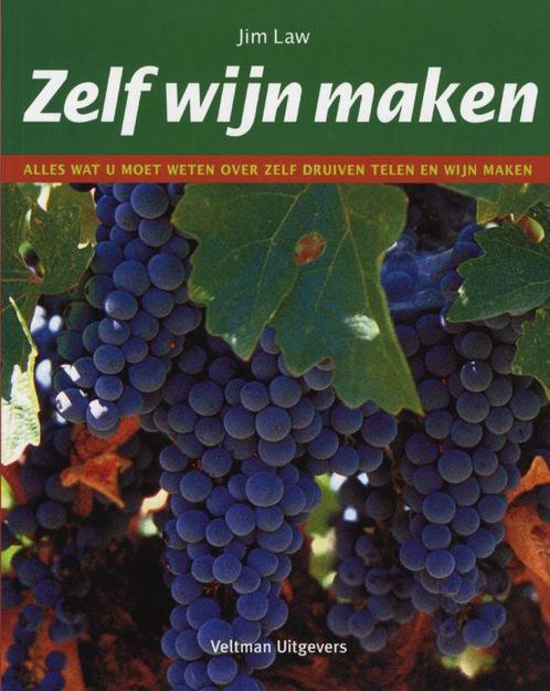 Zelf wijn maken 9789059206151 J. Law, Boeken, Kookboeken, Gelezen, Verzenden