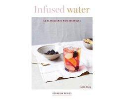 Boek Infused water 9789461432155, Boeken, Kookboeken, Zo goed als nieuw, Verzenden