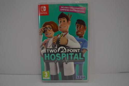 Two Point Hospital - SEALED (SWITCH EUR), Spelcomputers en Games, Games | Nintendo Switch, Zo goed als nieuw, Verzenden