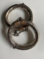 Set zilveren Omani armbanden met scharnieren. - Zilver -