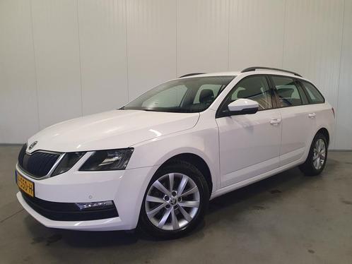 Zakelijke Lease |  Škoda Octavia Combi 1.0 TSI Greentech Amb, Auto's, Skoda, Lease, Grijs, Automaat, Stationwagon, Wit, A, Financial lease