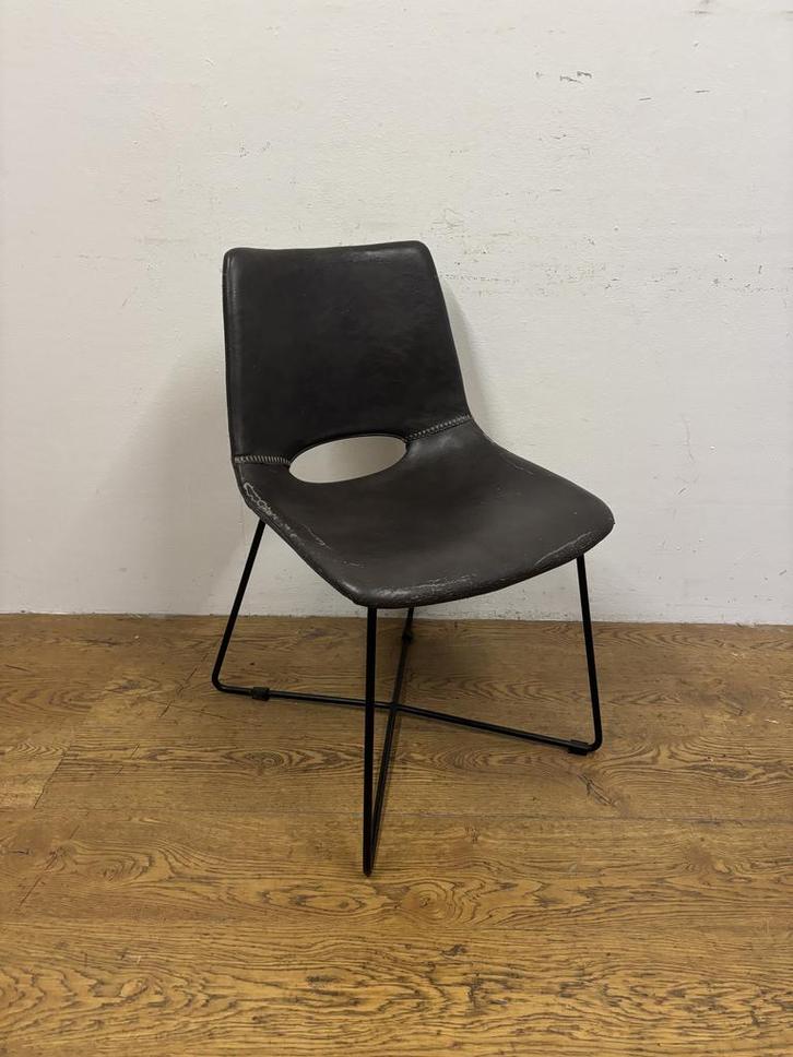 Gebruikte Kuipstoel - S3986 - Vintage/Café, Huis en Inrichting, Stoelen, Ophalen