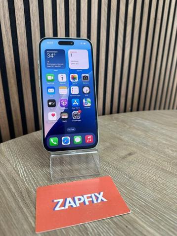 Apple iPhone 15 | 128GB | Groen | Refurbished beschikbaar voor biedingen
