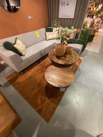 Zefini vloerkleed beschikbaar voor biedingen