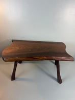 Tafel - Vintage houten Brutalist Bijzettafel - Hout