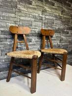 Stoel - Hout - Twee Rieten Rustieke Driepoot Stoelen, 1950s, Antiek en Kunst