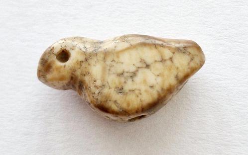 Bactrisch of Sino-Siberisch Marmer XXS vogelbedel talisman -, Antiek en Kunst, Antiek | Overige Antiek