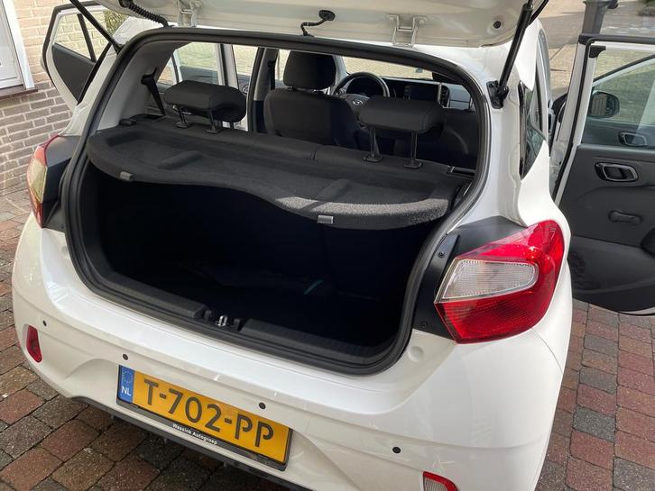 Hyundai i10 1.0i 67pk 2023 Wit, Auto's, Hyundai, Dealer onderhouden, Te koop, Handgeschakeld, Hatchback, BTW verrekenbaar, Wit