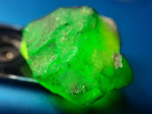 Onbehandelde natuurlijke smaragd - 14,8 karaat - Ruw- 2.96 g, Verzamelen, Mineralen en Fossielen