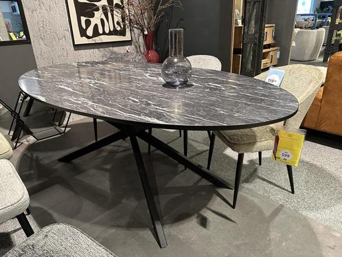 Eettafel Carey **SHOWROOMMODEL**, Huis en Inrichting, Tafels | Eettafels, Nieuw