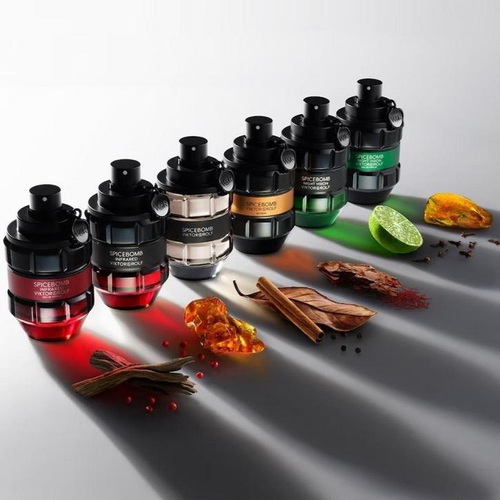 Viktor & Rolf Spicebomb Pour Homme Eau de Toilette - 90ml, Sieraden, Tassen en Uiterlijk, Uiterlijk | Haarverzorging, Overige typen