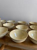 Boch Frères - Tafelservies voor 6 (38) - Boch La Louvière -