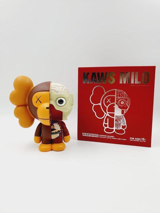 Kaws (1974) - KAWS Bape Dissected Baby Milo Brown Edition, Antiek en Kunst, Kunst | Designobjecten