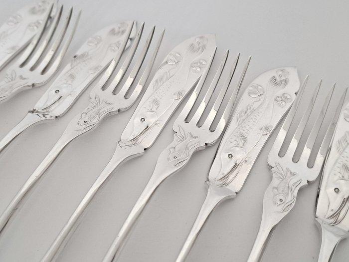J. Braun - Visbestekset voor 12 personen (24) - model, Antiek en Kunst, Antiek | Meubels | Tafels
