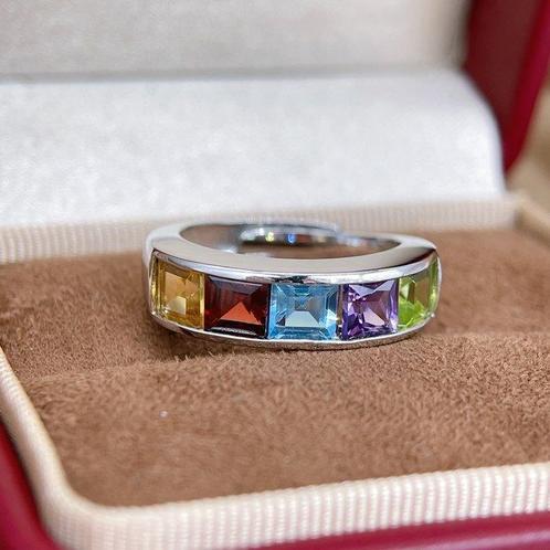 ***NIET VEILIGGEKLIIKT*** Tutti Frutti edelstenen ring in, Sieraden, Tassen en Uiterlijk, Antieke sieraden