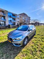BMW 2-Serie Active Tourer 218i 136pk 2014 Grijs, Auto's, Voorwielaandrijving, Dealer onderhouden, Gebruikt, Zwart