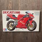 Tamiya - Speelgoedauto Ducati 916 – 1/12 Scale Full Display, Hobby en Vrije tijd, Modelauto's | 1:5 tot 1:12, Nieuw