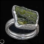 Zeldzame natuurlijke transparante moldaviet 40,8 karaat -, Verzamelen, Mineralen en Fossielen