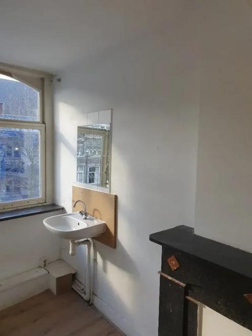 Te huur Kamer  Maastricht 1 kamer, Boschstraat, Huizen en Kamers, Huizen te huur, Direct bij eigenaar, Limburg