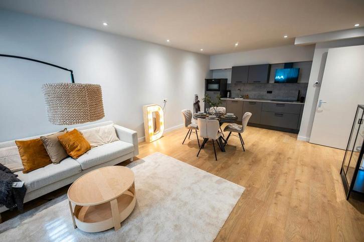 Appartement aan Villapark, Rotterdam, Huizen en Kamers, Huizen te huur, Rotterdam