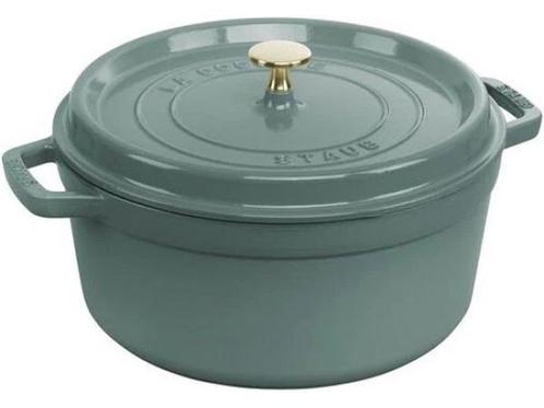 Veiling - Staub Cocotte Braadpan Eucalyptus 6,7L (28cm), Huis en Inrichting, Keuken | Potten en Pannen