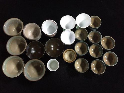 Beeld, Set of 22 / SIgned / Japanese Vintage Sake Cup, Antiek en Kunst, Antiek | Speelgoed
