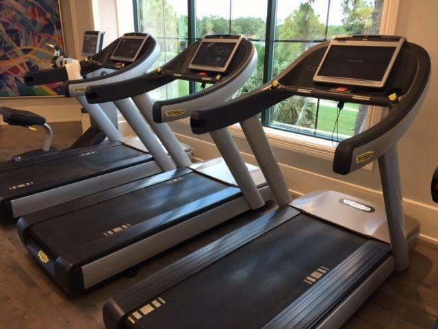 FAILISEMENT professionele loopband TECHNOGYM  9395 nu 2199,-, Sport en Fitness, Fitnessapparatuur, Loopband, Zo goed als nieuw