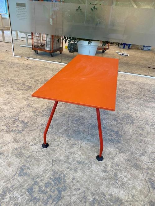 Mitab Visit tafel 180x80, Zakelijke goederen, Kantoor en Winkelinrichting | Kantoormeubilair en Inrichting, Tafel, Gebruikt, Aankleding binnen