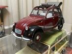 Altaya 1:8 - Modelauto - Citroen 2cv, Nieuw