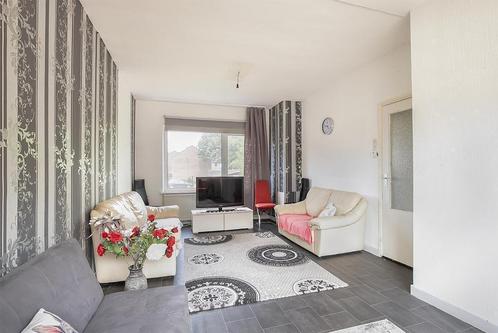 Te huur 6 kamer woning Rembrandtstraat Heerlen, Huizen en Kamers, Huizen te huur, Direct bij eigenaar, Limburg, Tussenwoning