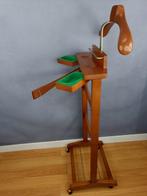 Dressboy - Jongen in kleding - Hout, Metaal, Antiek en Kunst, Curiosa en Brocante