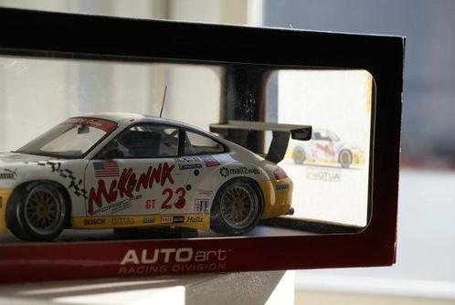 Autoart 1:18 - Model raceauto - Porsche 911 996 GT3 R, Hobby en Vrije tijd, Modelauto's | 1:5 tot 1:12