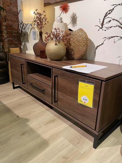 Modern donkerbruin tv-meubel Scuro - 137 cm breed, Huis en Inrichting, Kasten | Televisiemeubels, 25 tot 50 cm, Nieuw, 100 tot 150 cm