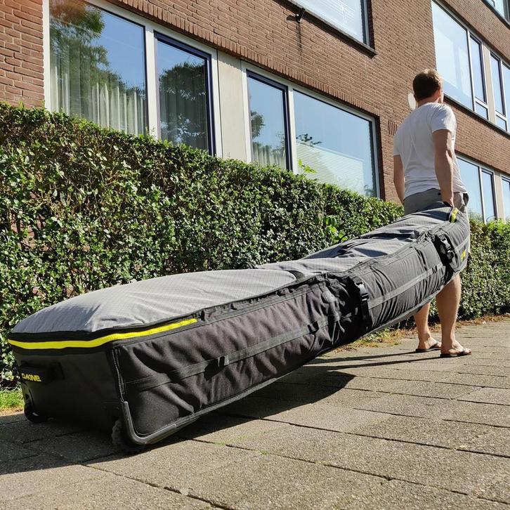 Dakine Quad boardbag huren (met wielen)| bij Bagbuddy, Watersport en Boten, Golfsurfen, Nieuw, Verzenden