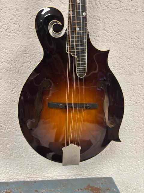 Kentucky KM-1000 mandoline (gebruikt), Muziek en Instrumenten, Snaarinstrumenten | Mandolines, Gebruikt