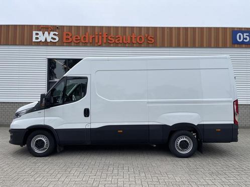 Iveco Daily 35S16V 2.3 handgeschakeld 160pk L2H2 / mag 3500, Auto's, Bestelauto's, Onderhoudsboekje, Lease, Handgeschakeld, Wit