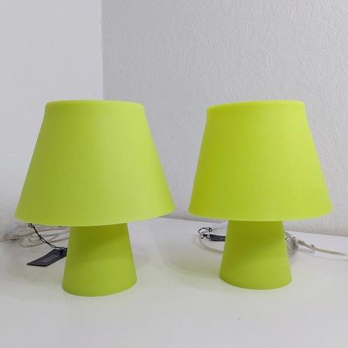 Seed Design - Tafellamp (2) - Numen - Limegroen - Siliconen, Antiek en Kunst, Kunst | Designobjecten