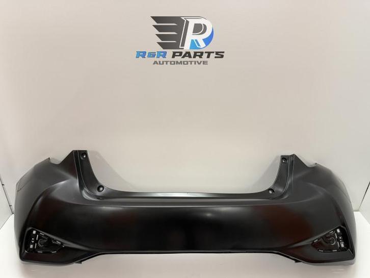 Achterbumper - Origineel - Toyota Yaris P13 - Model 201..., Auto-onderdelen, Carrosserie en Plaatwerk, Nieuw, Deur, Verzenden