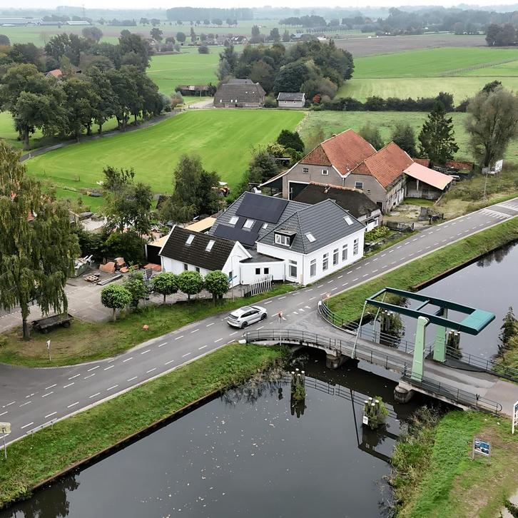 Studio met Moderne Keuken en Berging, Huizen en Kamers, Kamers te huur, 35 tot 50 m², Overige regio's