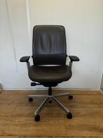 Refurbished Steelcase Amia Gestoffeerd In Leer, Bruin, Verzenden, Zo goed als nieuw, Bureaustoel