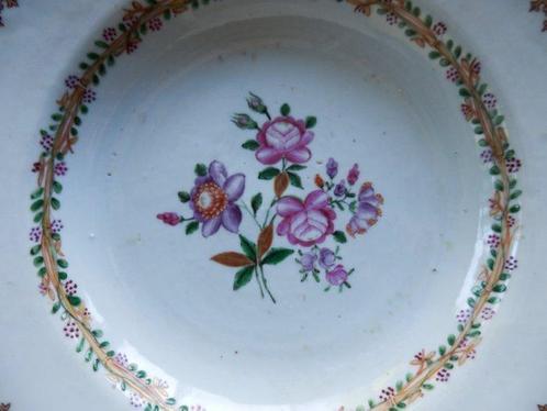 Schotel - Famille Rose - Porselein - Chinese bord 18e eeuw, Antiek en Kunst, Antiek | Overige Antiek