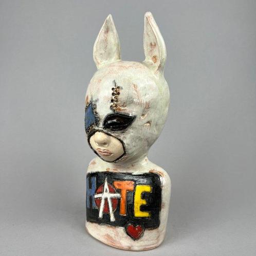 Iwo Rynkiewicz (XX-XXI) - sculptuur, HATE - hand made - 30, Antiek en Kunst, Curiosa en Brocante