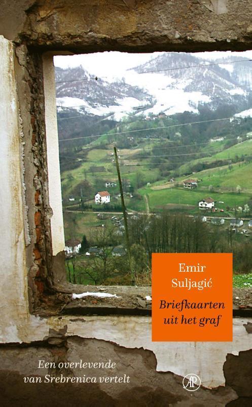 Briefkaarten uit het graf 9789029547949 Emir Suljagi, Boeken, Overige Boeken, Zo goed als nieuw, Verzenden