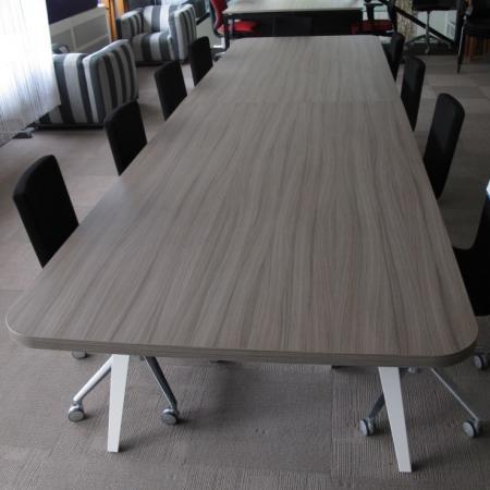 (MDK-103448) Spider vergadertafel 400 x 120 cm, wit onder..., Huis en Inrichting, Bureaus, Nieuw, Ophalen of Verzenden